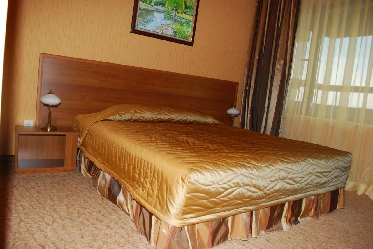 Отель Hotel Velbazhd Кюстендил-7